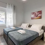 Klio\'S Cozy House City Center
